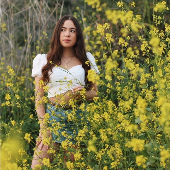 MEET YOUR SELLER/BUYER - Picture 1 of 4